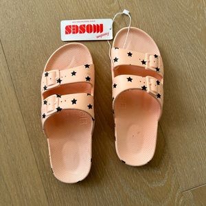 Freedom Moses women’s sandals size 37/38